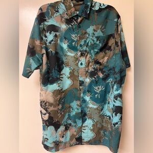 Under Armour Teal and Brown Camouflage Shirt dockside performance Medium